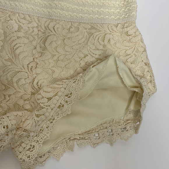 Ambiance Apparel | Cream Lace Floral Silk Underlay Elastic Waist Spring Summer - Picture 9 of 10